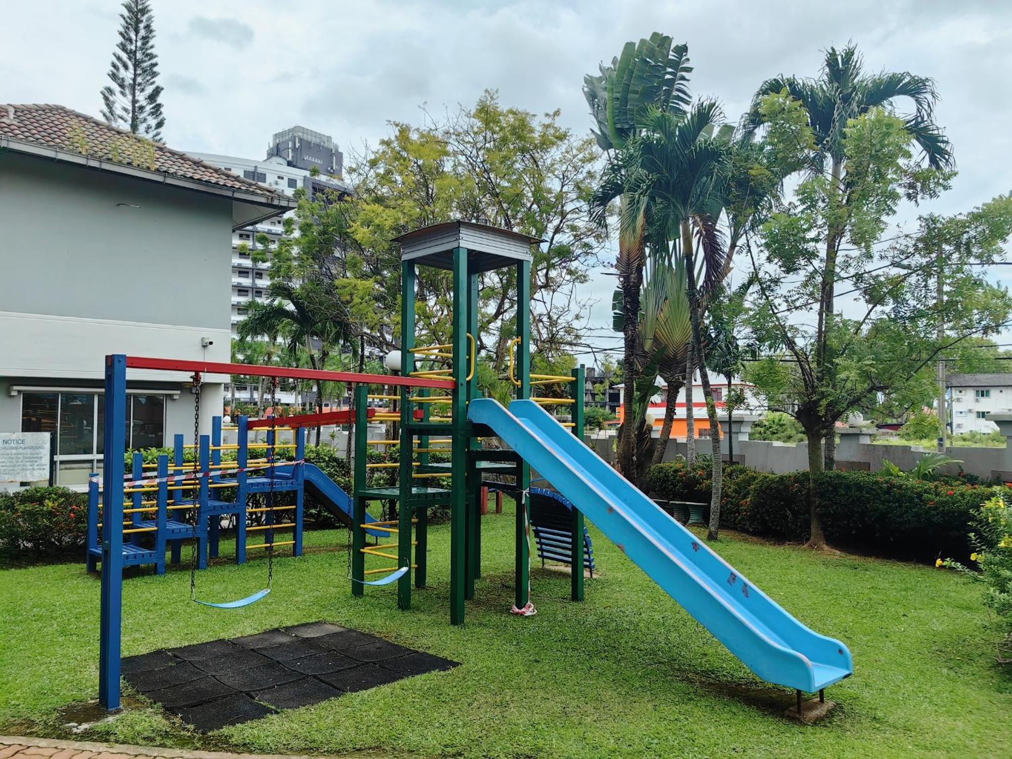 Melaka Gx Homestay Resort Pool View M0702 With Netflix, Tvbox And Games Exterior photo